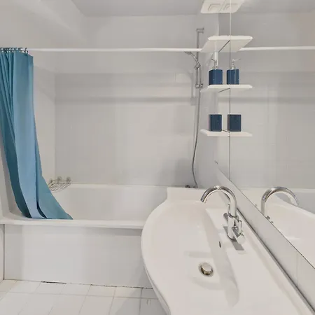 Piscine Privee - Jolie Maison 10 Adultes 2 Enfants *